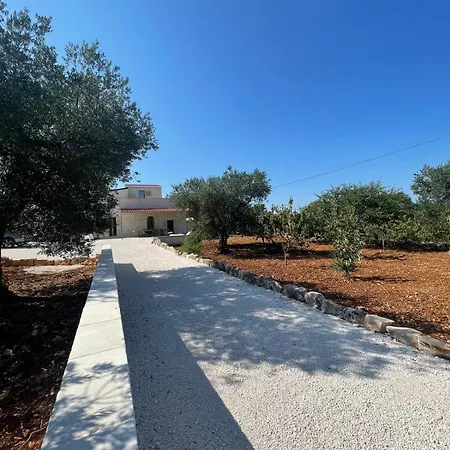 Casa Quarantasette Villa *